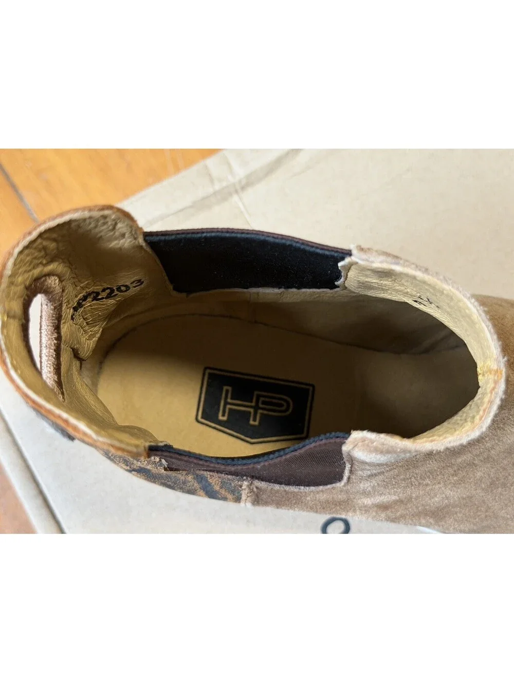 Horse Power® (Men's 10 D) Suede Chelsea Boots in Tan New in Box - $180 Retail